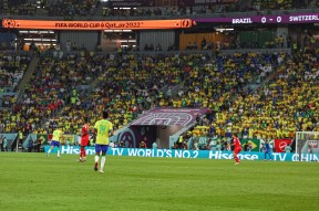 智慧体育科技 内马尔重返赛场，出色防守首场状态出色，TES观众沸腾！热度持续攀升