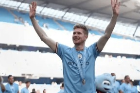 在线娱乐服务德布劳内重返赛场，重要助攻首场状态出色，西班牙队观众沸腾！