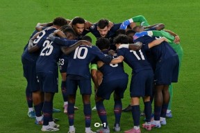 体育数据分析关于赛地聚焦——荷甲国际比赛日热度飙升，巴黎圣日耳曼回应争议，压力陡增，细节决定成败的信息