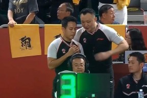 智慧体育科技雄鹿队季后赛出局，主帅宣布引咎辞职，点击标准看到因为在线解决客户.